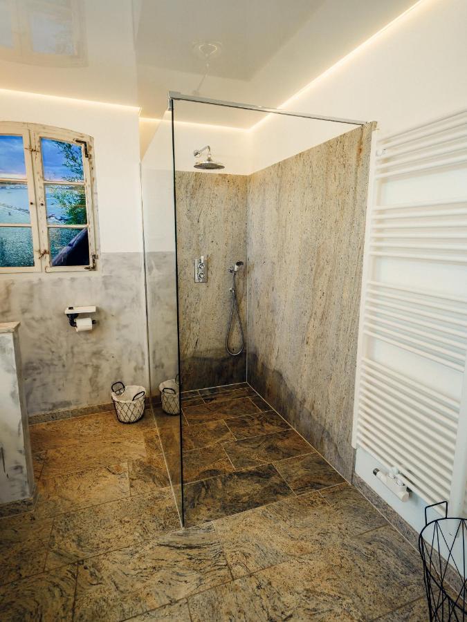 Alte Schmiede Mit Sauna, Pool Und Whirpool Im Aussenbereich Schoenstes Ferienhaus Der Lausitz Elsterheide المظهر الخارجي الصورة