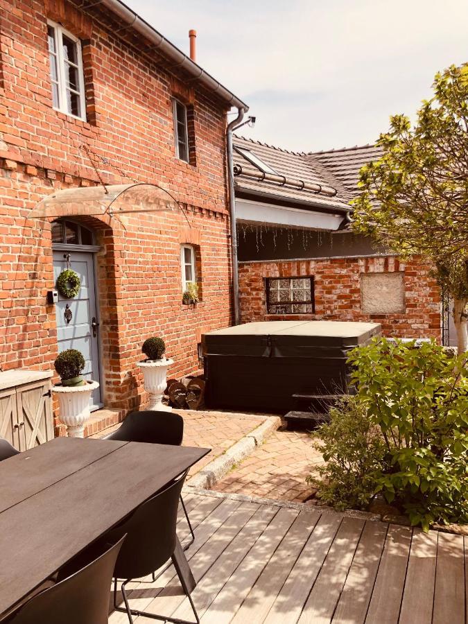 Alte Schmiede Mit Sauna, Pool Und Whirpool Im Aussenbereich Schoenstes Ferienhaus Der Lausitz Elsterheide المظهر الخارجي الصورة
